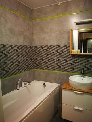 Апартаменты Apartment in Vitebsk Tower Витебск Стандартные апартаменты-6